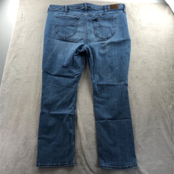 Lee Womens Jeans Size 22M Blue Denim Regular Fit Straight Leg Mid Rise Classic - Picture 16 of 16